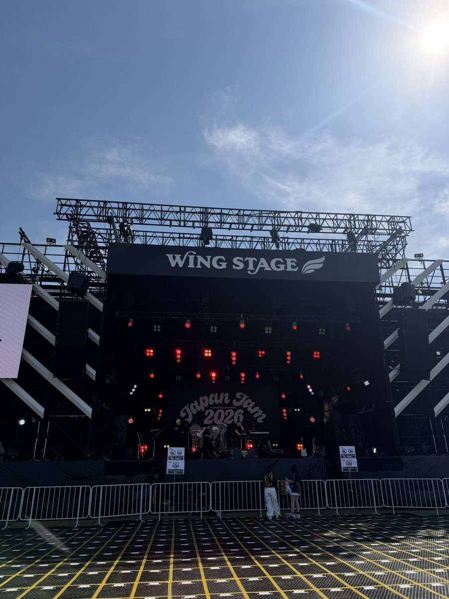 마레 tweet media