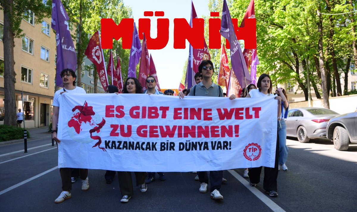 tipalmanya's tweet photo. Yaşasın 1 Mayıs!

Almanya’nın Berlin, Hamburg, Köln, Münih ve Frankfurt şehirlerinde emeğin sesi olduk. İnsanca ve onurlu bir yaşam için; maden işçilerinin kararlılığını, Taksim’de direnen yoldaşlarımızın iradesiyle birleştirerek haykırdık. Yaşasın işçilerin dayanışması! https://t.co/ohaqGWOyNw