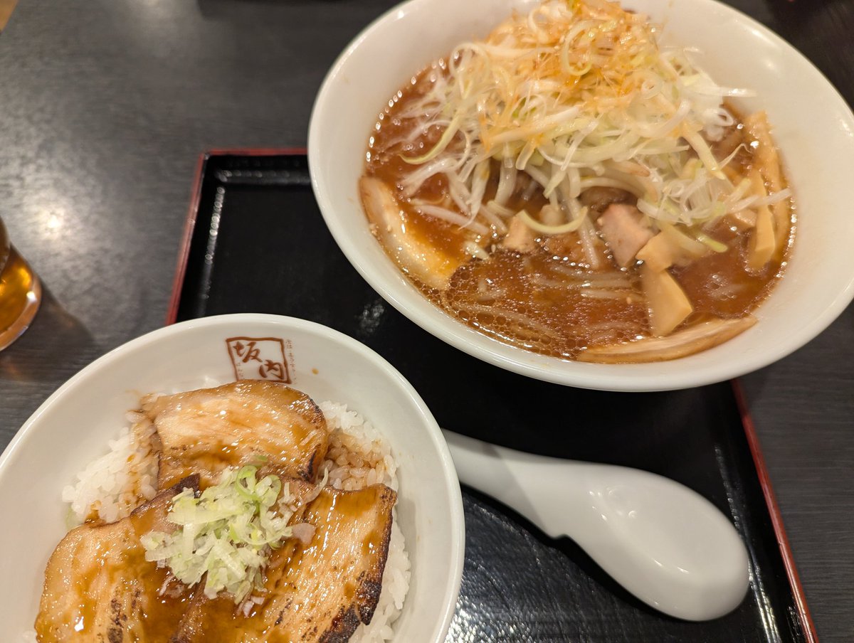 ペルー(VRC) tweet media
