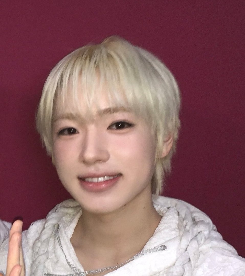 후🌷 tweet media