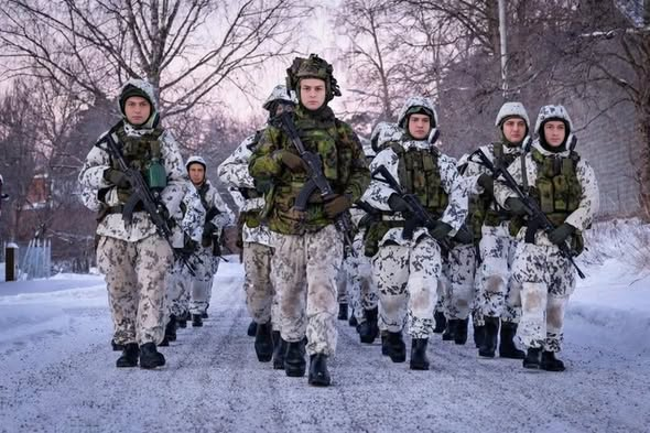 jalle51's tweet image. Finland is already preparing
Many people don't know that Finland is now preparing for the worst. Here's how it works. Tens of thousands of Finns already have completely secret information about themselves. "The military strength near the Finnish border has increased