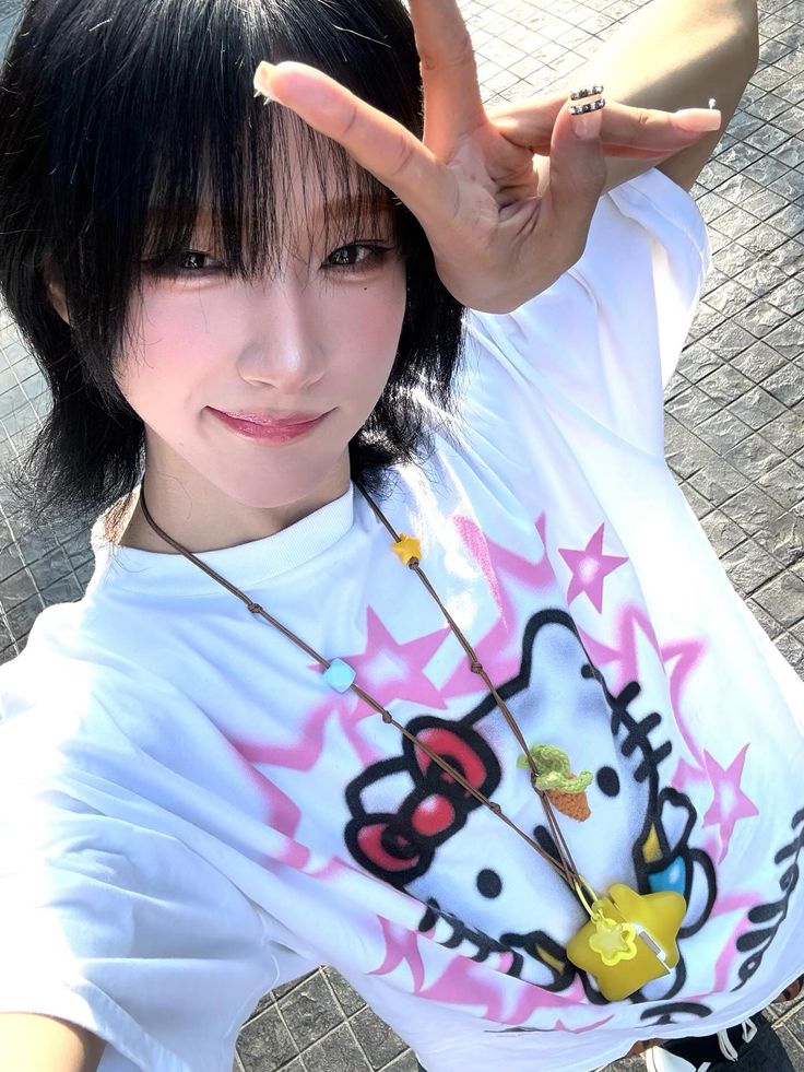 Haneul. ❀ུ۪ Slow tweet media