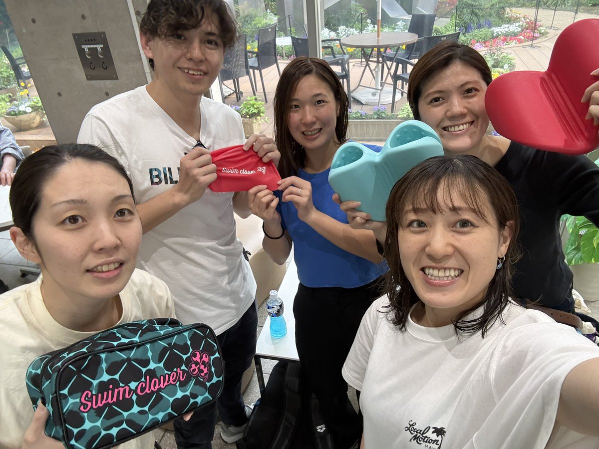 swim_clover's tweet photo. #スイクロチーム練 🐮🍀
☑️AM(土)東体定期レッスン
☑️PMスイクロマスターズ練習
☑️PMスイクロ体育館水泳部練習

みんなお疲れ様🍀🤍

明日の(日)定期はお休みです！
たまには素敵なGWをお過ごしください！
またGW最終日5/6(水)に会いましょう♪ https://t.co/tOuh3H73Nd