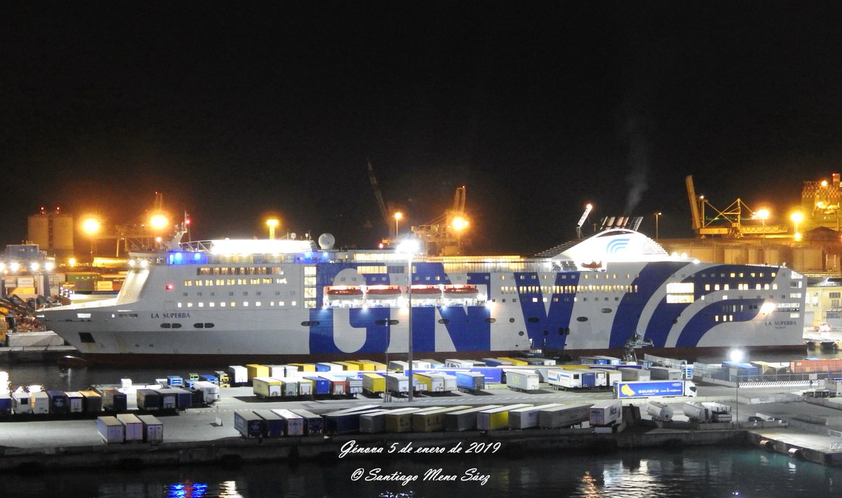 barcosenmalaga's tweet photo. 🚢💔 Historial de Bajas: Repaso el trágico final y desguace en Aliaga del ferry 'La Superba' de @GNVtraghetti tras el grave incendio de 2023. 👇Aquí tienes el enlace 🔗https://t.co/SHBlsYQAsp
#BarcosenMálaga #LaSuperba #Aliaga #Desguace https://t.co/cBatOe9kg4