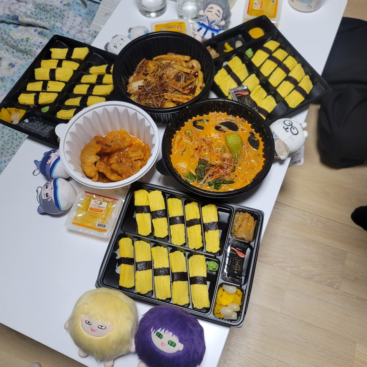 창4)젤리 tweet media