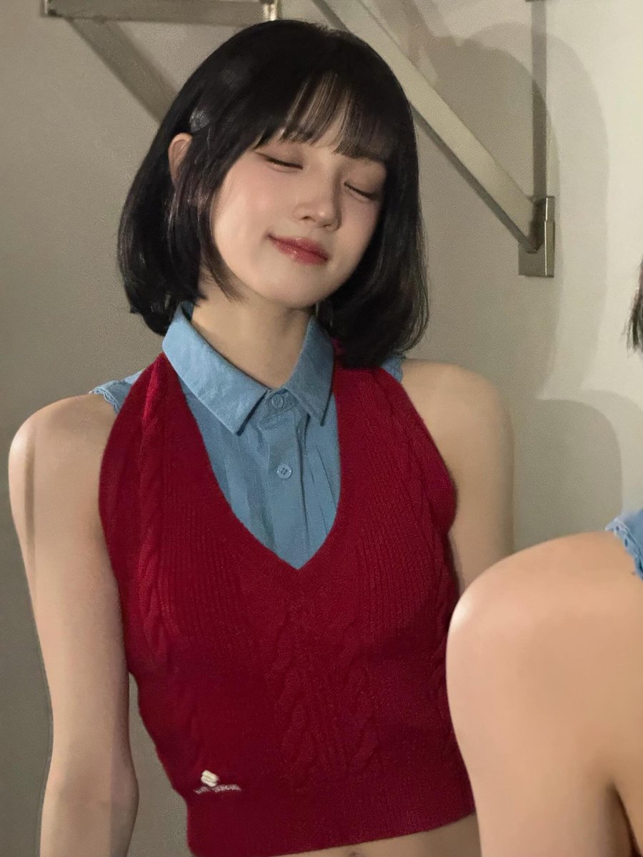 yuqi tweet media