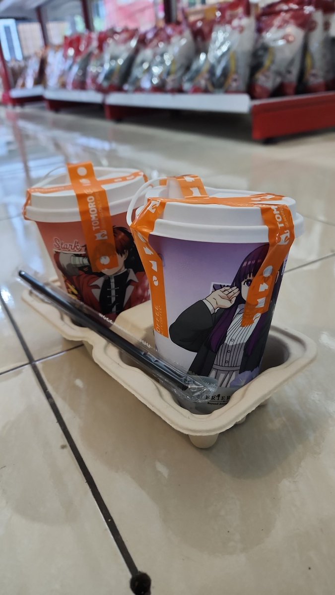 muachZero's tweet photo. @TomoroCoffee_ID  Hai min, mau nanyaaa, aku beli healing series yg bundling via shopeefood kenapa ga dpt collective card ya? https://t.co/bjSCr19dxS