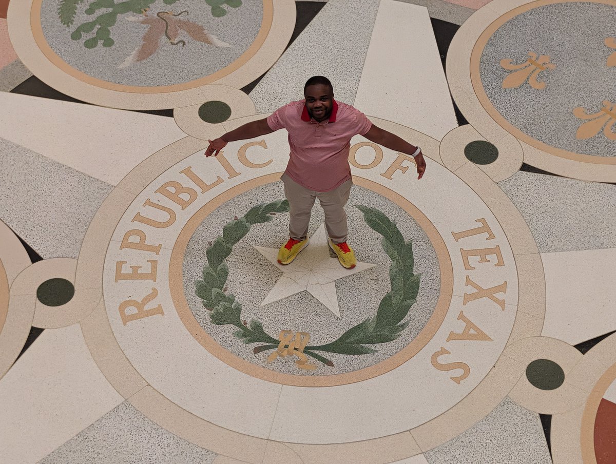 Chijistar's tweet image. Texas is more than a big state—it’s a deep one. From the State Capitol to 160ft below at Inner Space Cavern, there's always more beneath the surface.

bit.ly/429QvUA

#Texas #Austin #Perspective #History #InnerSpaceCavern #ThinkBig #LearnAndBeCurious