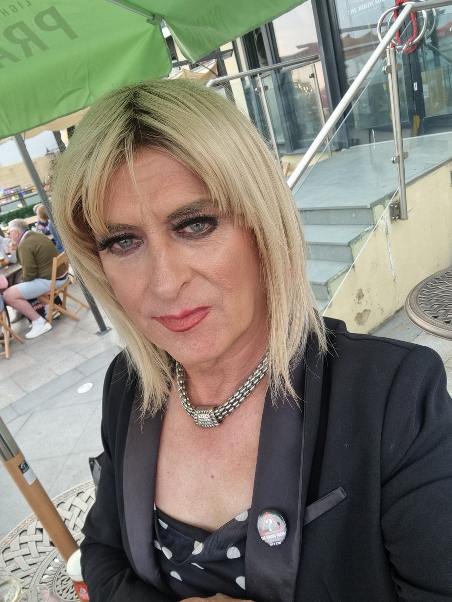 nicolebridges2 tweet media