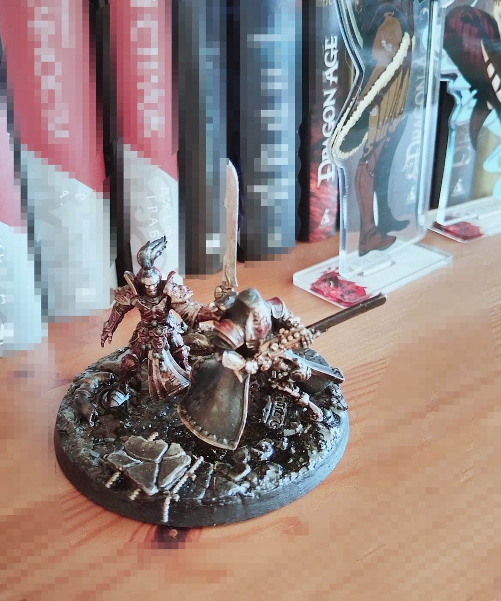 FEBBM3's tweet photo. I think I'm done with this piece of crap

Finished my Dragon Age/Warhammer miniatures with my OC and Cole 

Its look like shit but I make this from random miniatures and materials almost three months and I'm really tired

#Wh40k #Dragonage #Cole #Warhammer40K https://t.co/cx0fLGEcRL
