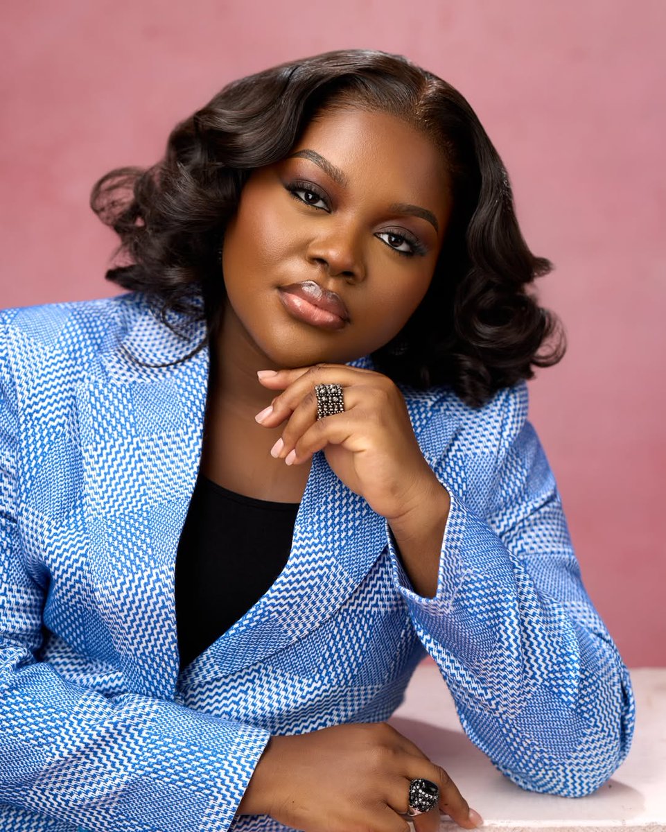 SUN M I SO L A AGBEBI OKELEYE 🌏 tweet media