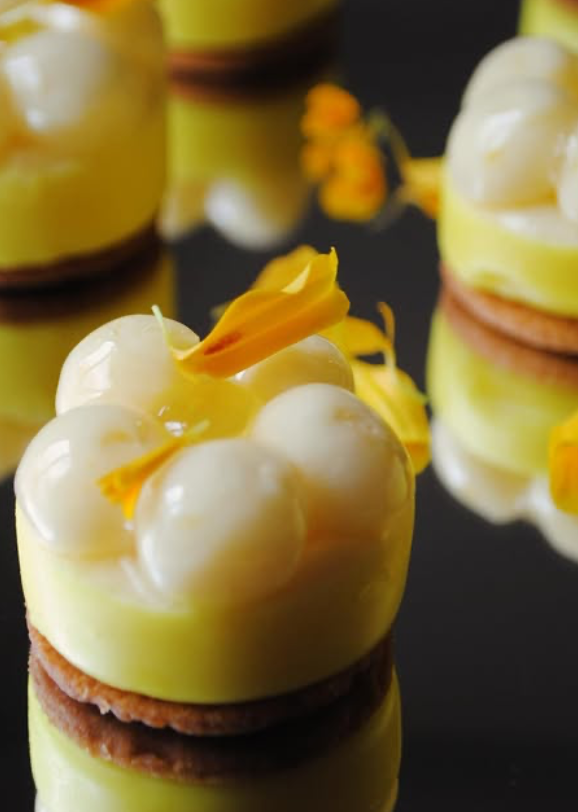SucreCoeurParis's tweet image. Nos miniatures, gourmandes, fruitées ou véganes, toutes sans gluten, sont disponibles sur commande, avec récupération en boutique chez Maya. L’occasion de vous poser un peu et de boire un verre…

#pâtisserie #SansGluten #GlutenFree #vegan #végane #paris #paris18 #FaitMaison