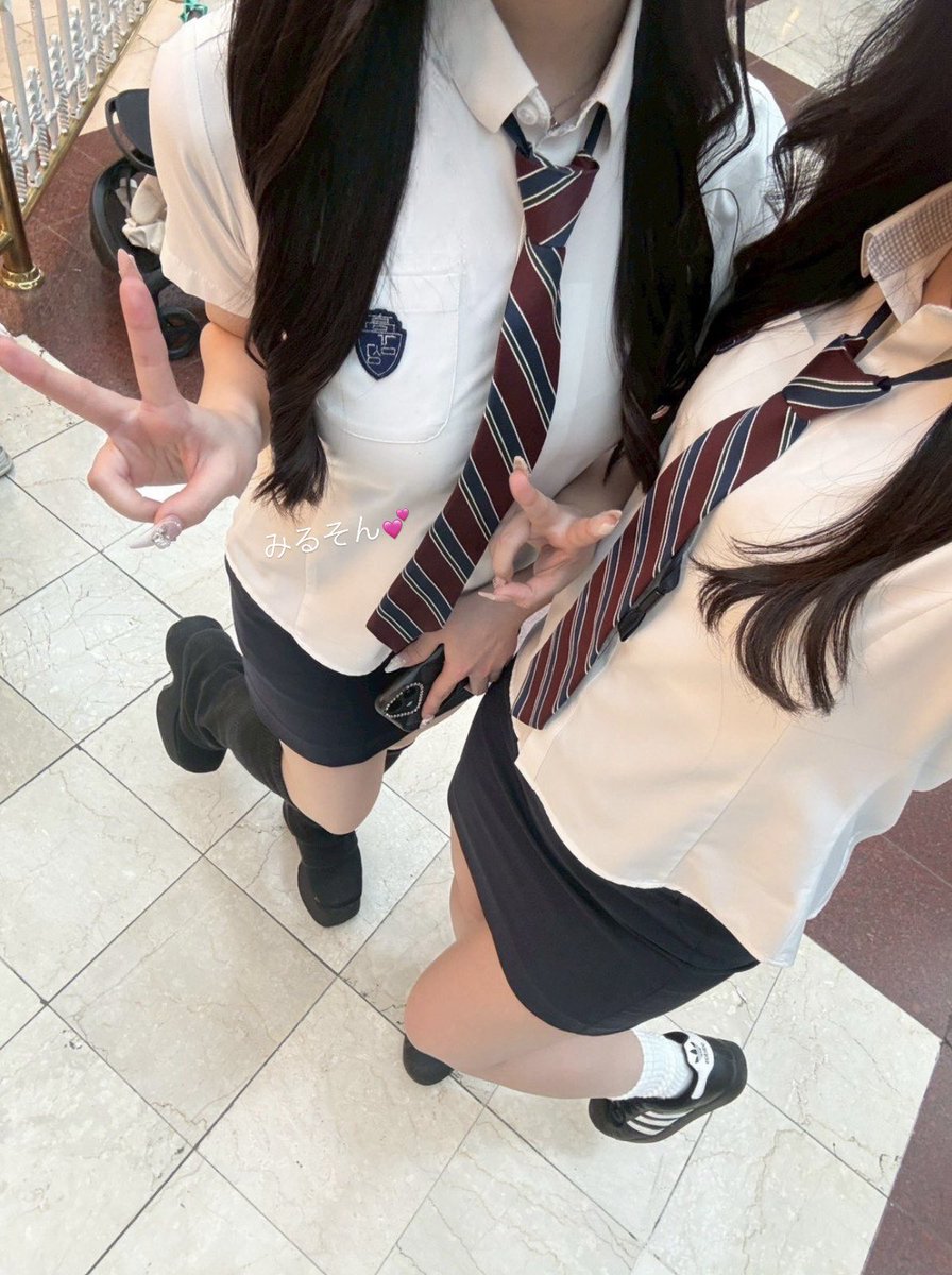 lee_dln's tweet photo. 大好きたちとソウルコン渡韓(͒ ᴖ ·̫ ᴖ⸝⸝ )͒♪︎💕︎ https://t.co/1aY3GMiCGJ