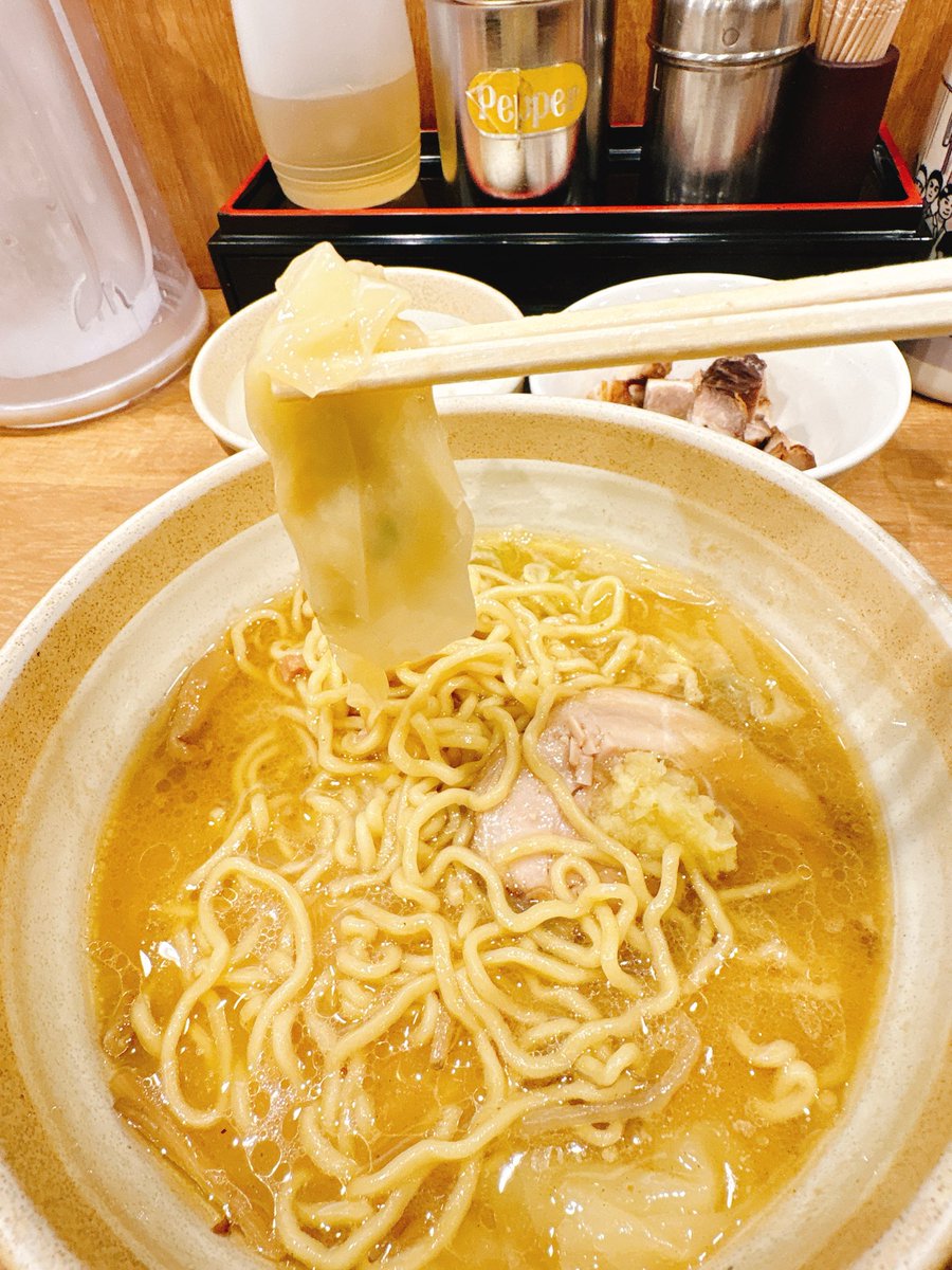 🦖EMINEM・デラックス🦖濃厚民族🍜 tweet media