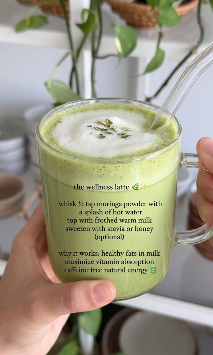TheDriedCo's tweet image. If you enjoy matcha, you’ll love a moringa latte. It’s caffeine-free but provides a natural energy boost. 

⦁ The Mix: Whisk ½ teaspoon of moringa with a splash of hot water until smooth. Top with frothed warm milk and a natural sweetener like stevia or honey.

#latte #detox