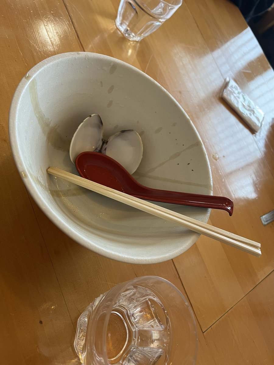honbus's tweet photo. お疲れさまで酒♪

土曜休みで
奥さんとランチ〜

麺翔海神 さん@山形市
海神中華（普）

貝出汁スープ
美味しかった〜
ごちそうさまでした♪
ε-(´∀｀; ) https://t.co/N5vimmW5kq