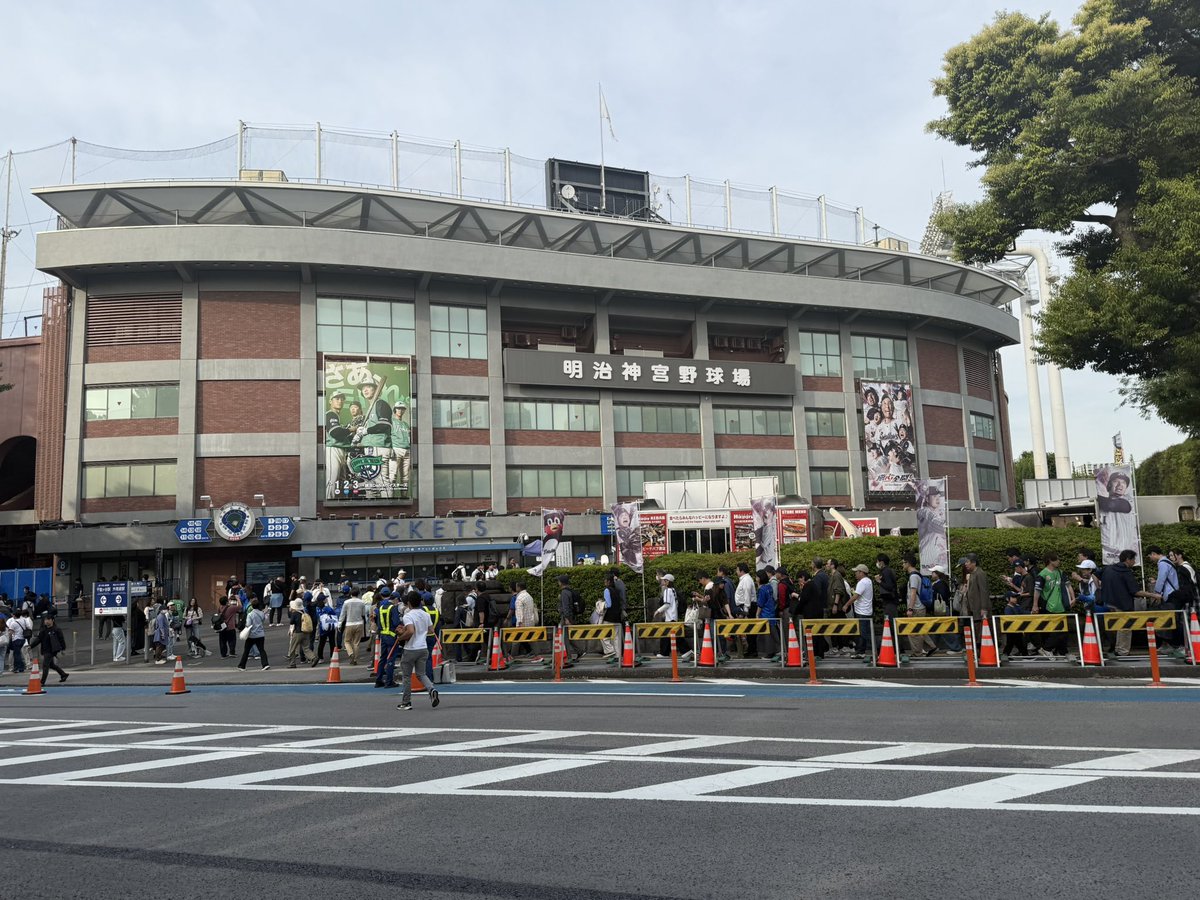 RiouxBM's tweet photo. 今日はここから https://t.co/RKI1tGJlDs