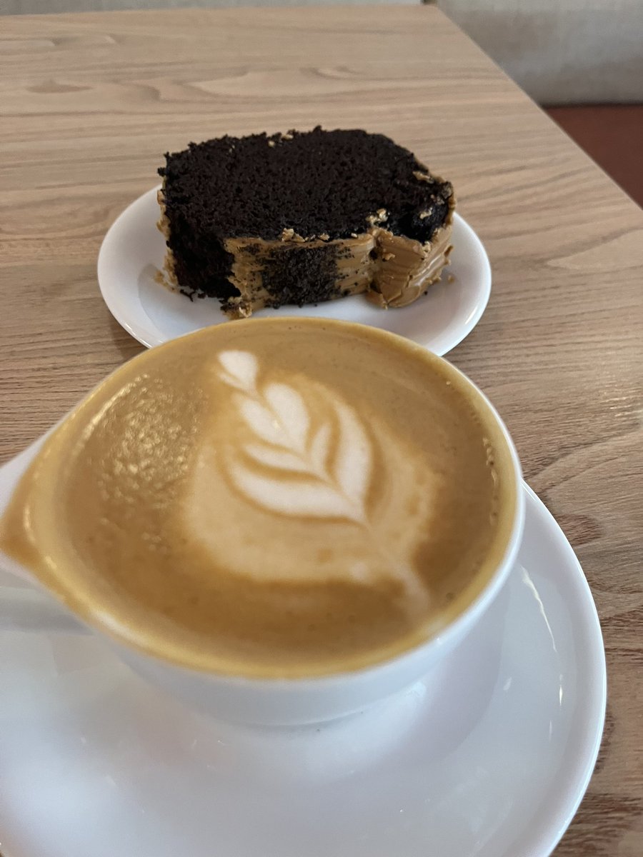 Nirajwriter's tweet image. Guinness cake at Drip, Belfast. Unbelievably good #belfast #CoffeeLovers #coffee