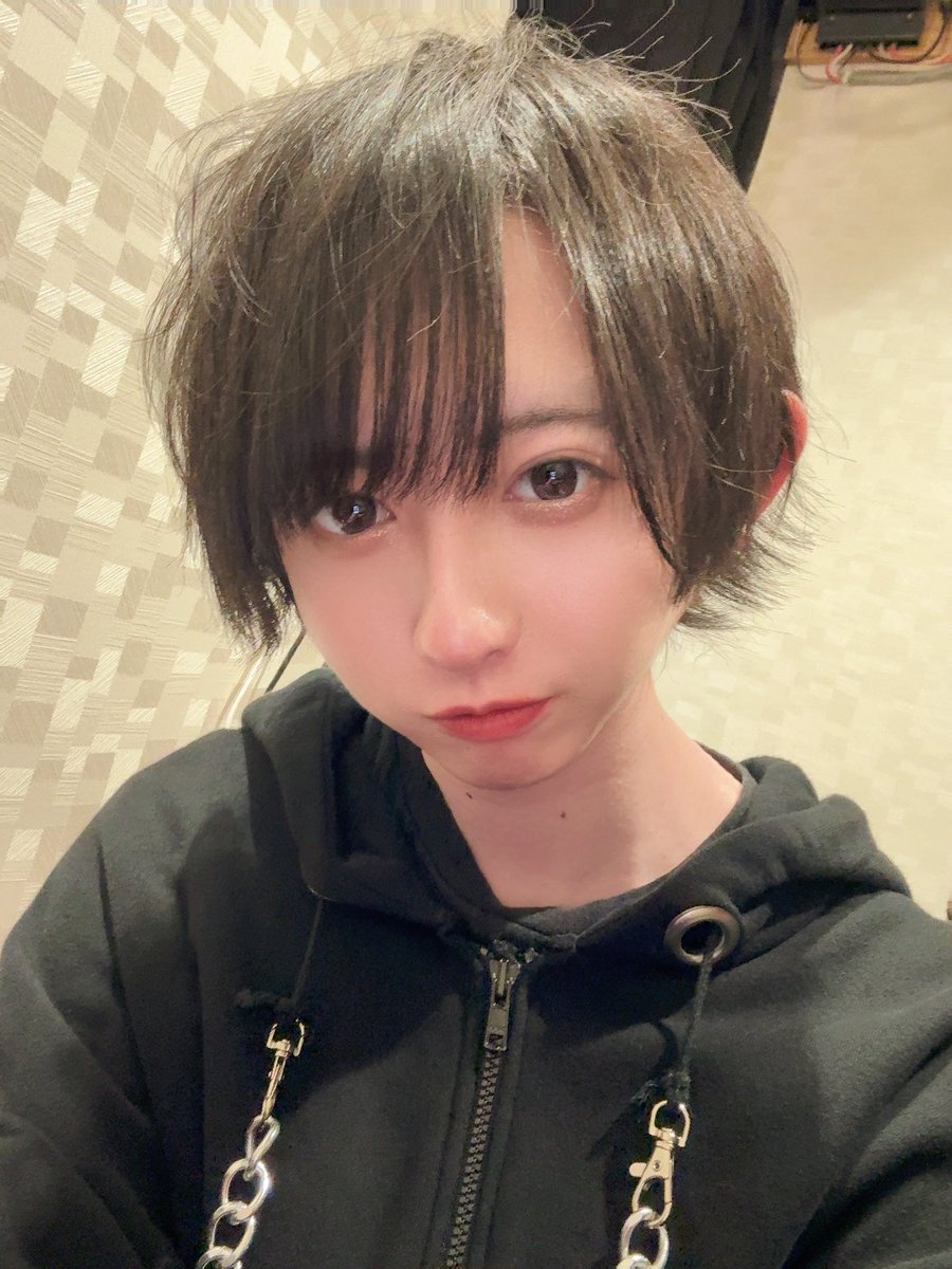 かい tweet media