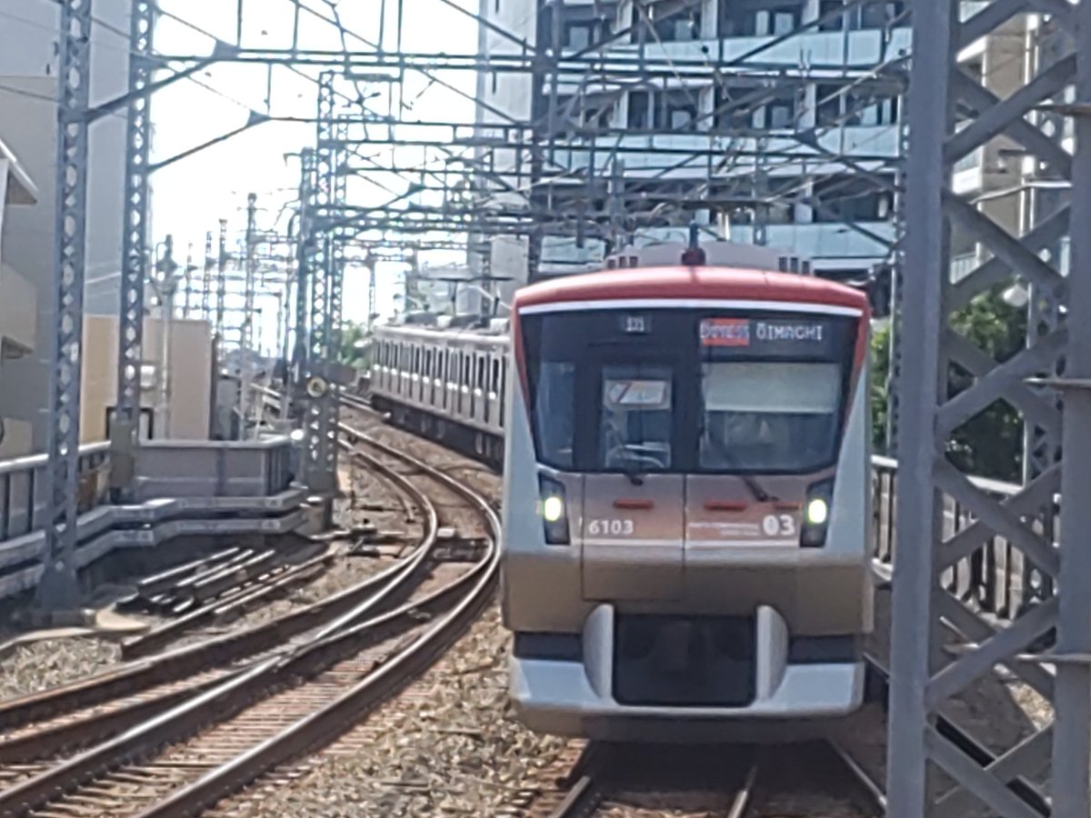 日進 tweet media