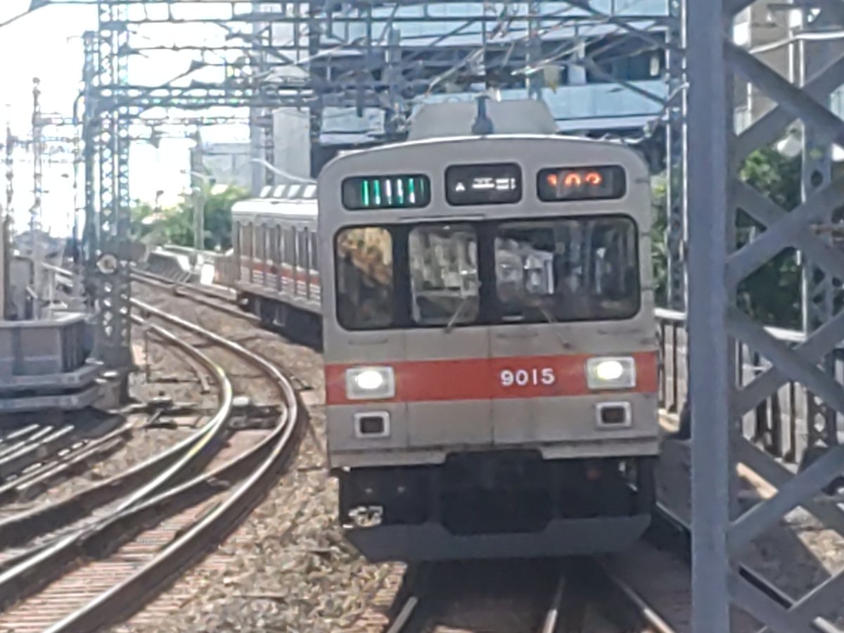 日進 tweet media