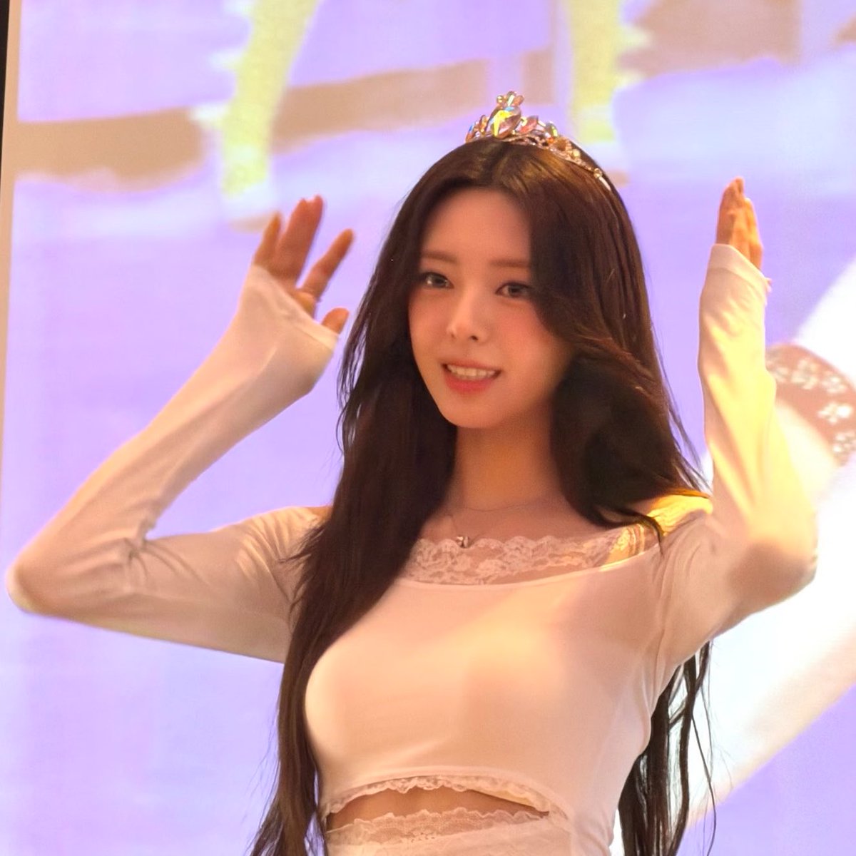 YUNA BASE tweet media