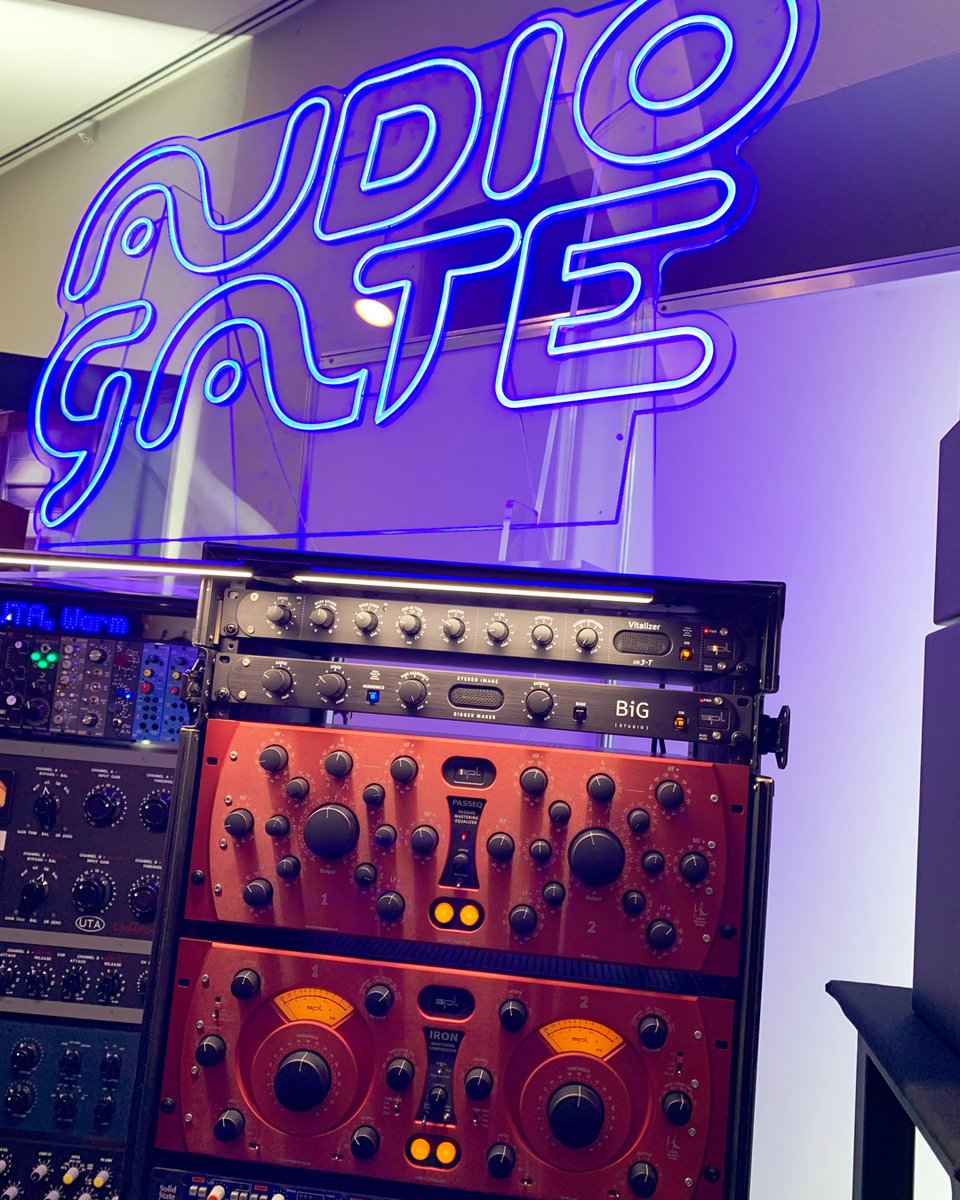 spltweets's tweet photo. 📸 #ThrowBack to the Sound: check Xpo in Mexico-City 🇲🇽
Thanks to everyone who stopped by to experience our ProAudio devices 🎶 🙌 https://t.co/v973wT7q7Q