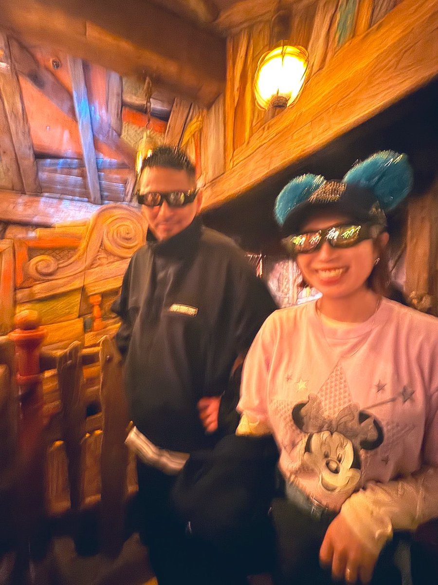 72umi2's tweet photo. GW早取りして
横浜〜ディズニー旅行に行ったよ🤭💕
仕事忙しかったので
久しぶりにお出かけできて嬉しい🫶

久しぶりのディズニーシー楽しかった🌏
午前中は大雨だったけど、そのおかげで乗り物空いてたからチート使って７つも乗り物乗れた💸
午後はめっちゃいい天気でした☀️ https://t.co/dspSF9UvBQ