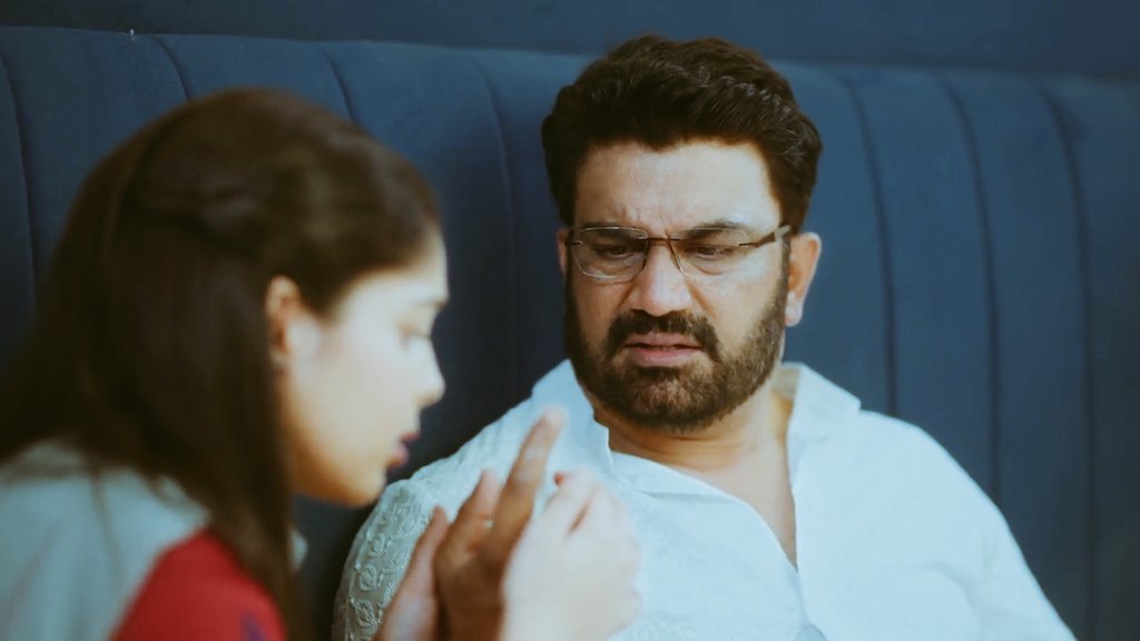 Esha 😎 tweet media