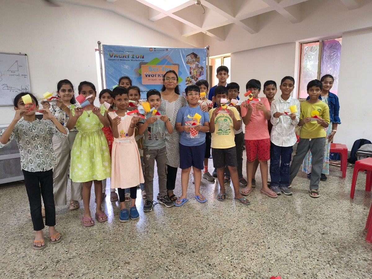 RamanCentre's tweet photo. 🧸🔬 Last Day of Sci-Toy Workshop (Batch 1) at @RamanCentre, a unit of @ncsmgoi @MinOfCultureGoI 🎉
A fun-filled journey of hands-on science and creativity comes to an end! ✨
Batch 2 begins from 4th May 🚀
#SciToyWorkshop #STEMFun #RamanScienceCentre #LearningByDoing https://t.co/NHTJWegxwn