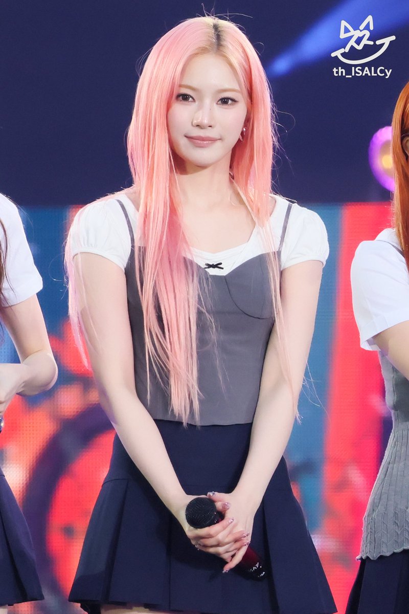 th_ISALcy's tweet photo. 260502 한강대학가요제

핑냥이 한국에서 첫 공연~

#아이사 #ISA #STAYC #스테이씨 https://t.co/ToIDo5v0cM