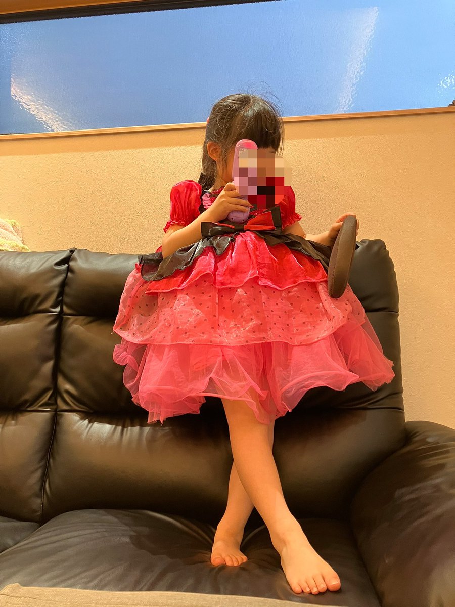 なろ tweet media