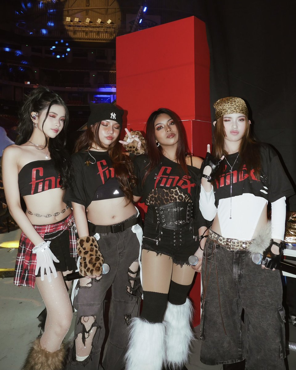wearefinix's tweet photo. what a great honor it was to open for the one and the only, Sexbomb!!! we are grateful for such a special night - huge CONGRATS on your successful and iconic concert run 💟

#FINIX #Sexbomb #rAWnd6 #TheLastrAWnd https://t.co/p98YlHMgnc