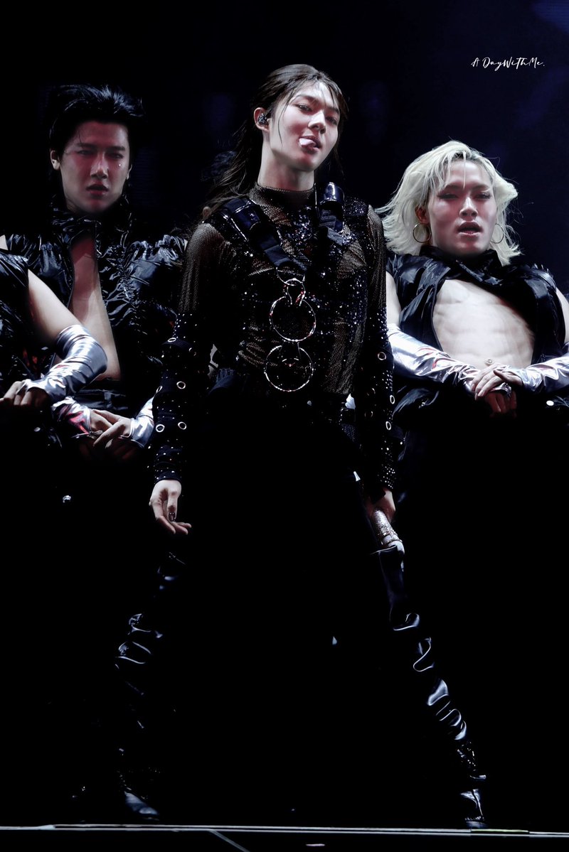 My Diva 🖤🐱🖤
ZEENUNEW FINAL LAND D1
DMD LAND SHOW NOW
#DMDLAND3DAY1 
#ZeeNuNew #NuNew 
<a href="/CwrNew/">NuNew</a>