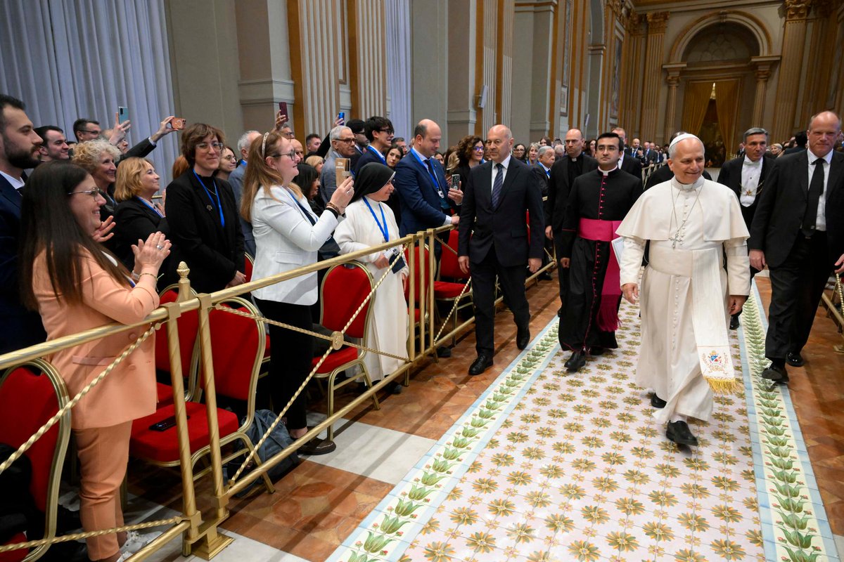 #LeonXIV przyjął w Watykanie pracowników Konferencji Episkopatu Włoch z rodzinami. W swoim wystąpieniu wskazał, że w ich pracy najważniejsze są służba, poczucie przynależności i misji.

➡️tiny.pl/qr-xkzsrt

<a href="/EpiskopatNews/">EpiskopatNews</a>