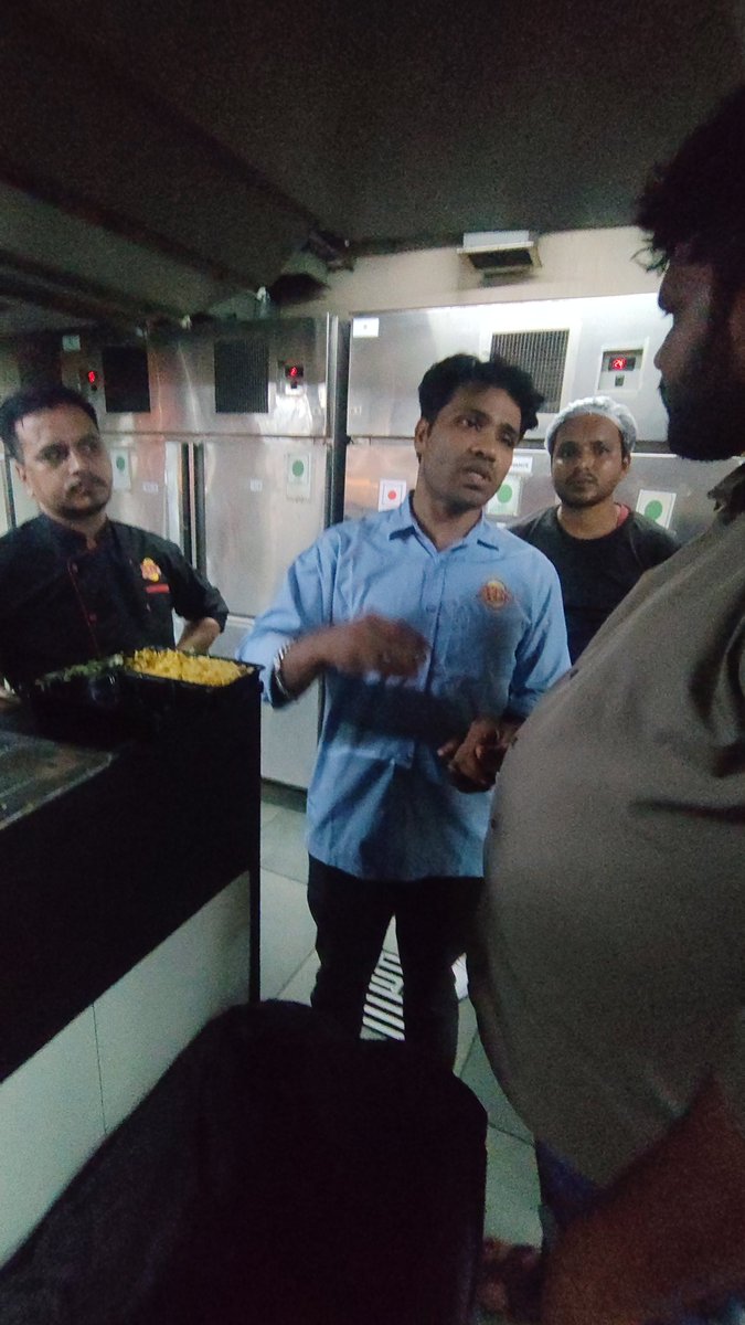 GaddamMaheshGM's tweet image. @cfs_telangana Terrible experience at Absolute Barbeque, Kompally! Served contaminated food reeking of a foul smell—avoid at all costs! Health hazard alert. @absolutebbq @ConsumerCourtIN #FoodSafety #Kompally #Hyderabad @TelanganaCMO