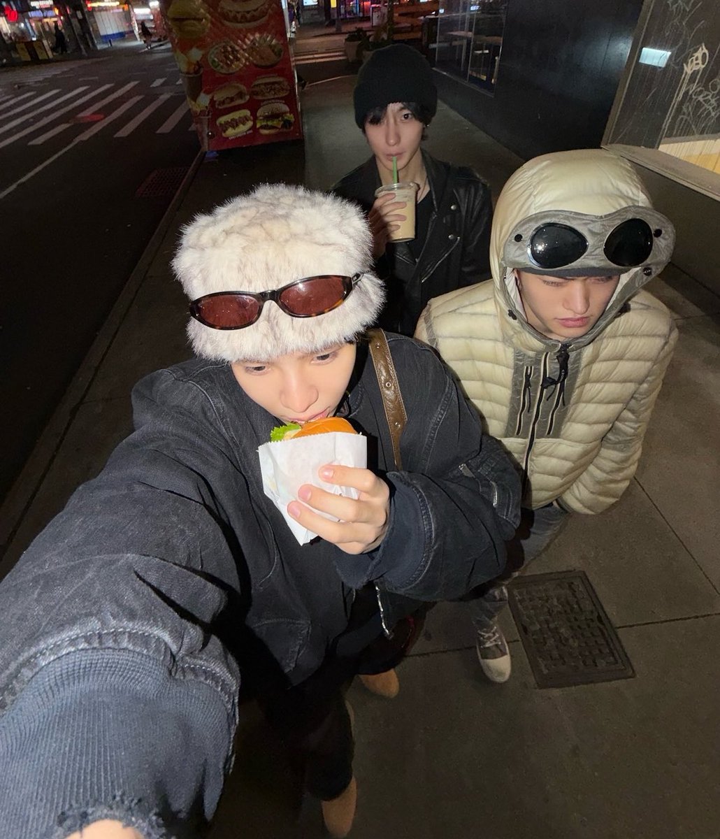 ᴍɪʏᴜ🎐 tweet media
