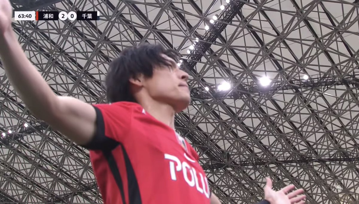 sembei_urawa's tweet photo. このアングルから撮ったカメラマンが今日のMVP https://t.co/I9NsB34nha