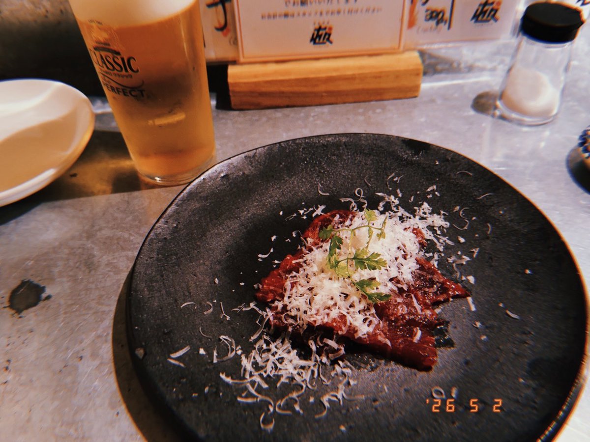 ssktno's tweet photo. クジラのカルパッチョめちゃ旨💥 https://t.co/w6Y7ywlgWF