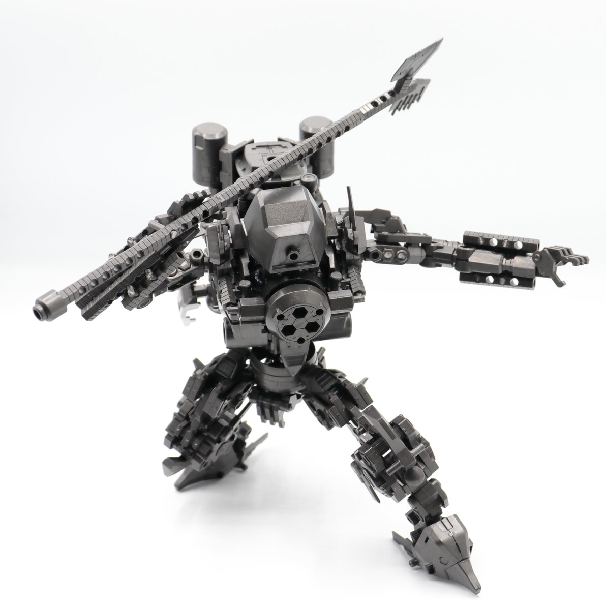 404NotFound_hex's tweet photo. #ヘキサギア
変更点としては
・頭身等の全体バランス調整
・解放コックピットと半密閉のコックピットのコンパチ
・腕、足、腰の稼働の変更・追加

続く https://t.co/Py5vMW0l1O