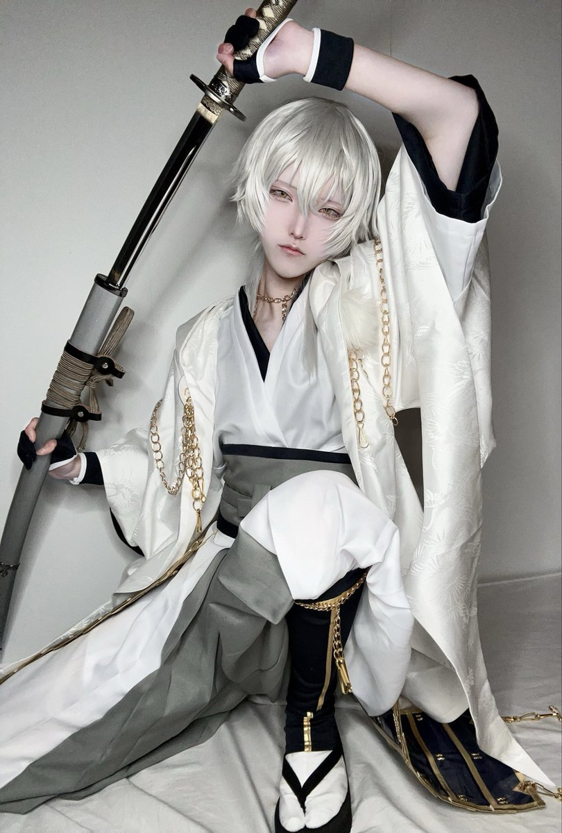 murata_501's tweet photo. ⚠︎︎刀剣乱舞cos⚠︎︎
鶴丸国永 https://t.co/v4rcmHcNCs