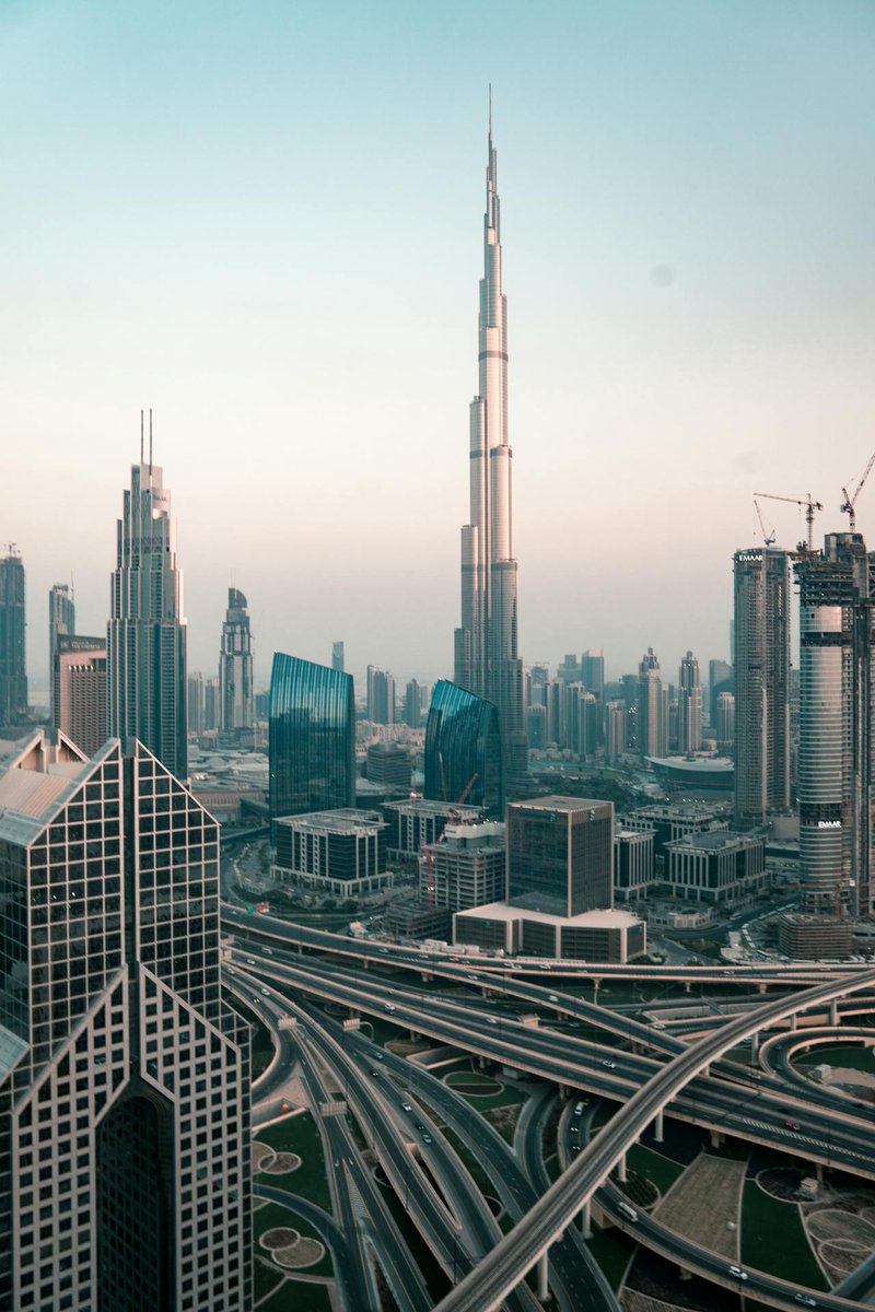 BlockHausToken's tweet image. Dubai. London. Then everywhere.

BlockHaus is building a global portfolio.

Every acquisition feeds the income that buys $BLK back.

$0.10 · Round 1 LIVE

#RealEstate #Dubai #BlockHaus #BLK