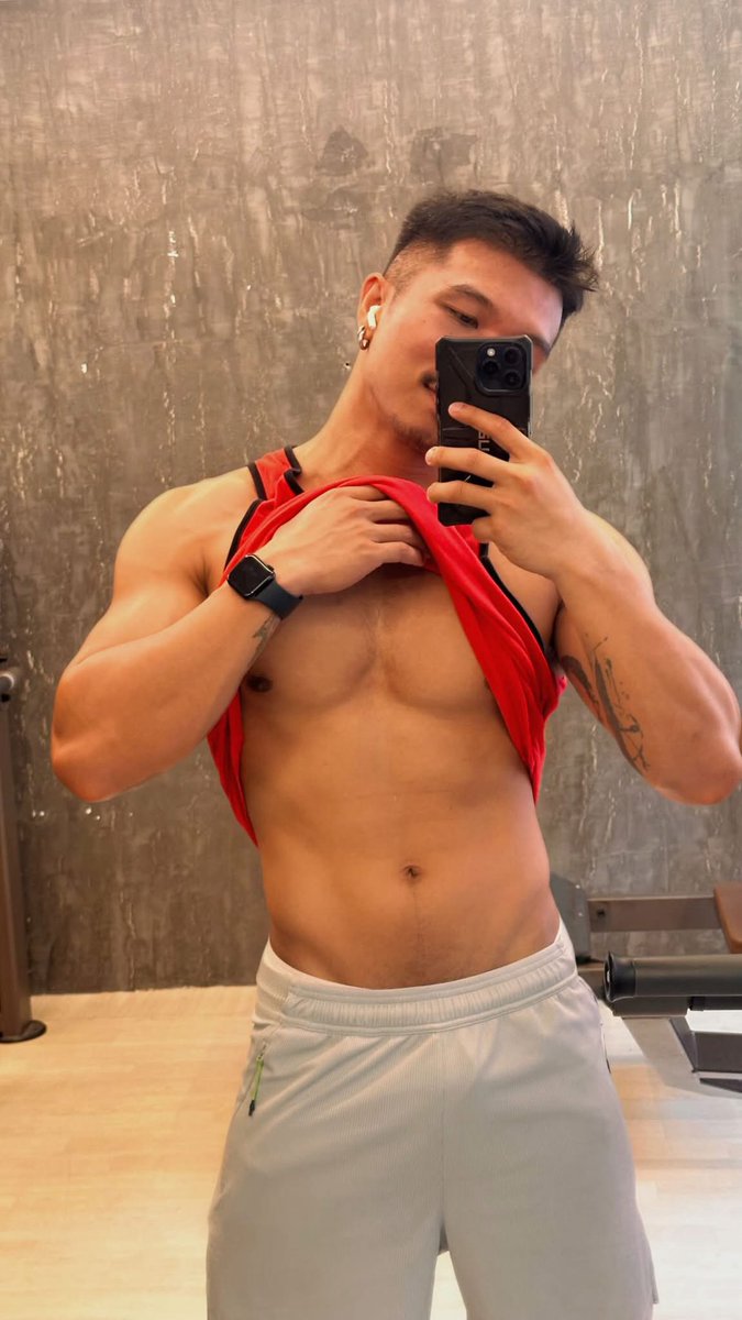 JJ31 tweet media