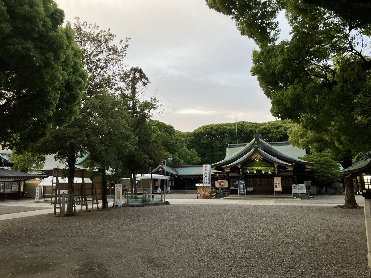 traverse008's tweet photo. 5月も始まりましたねー😃

#お朔日参り https://t.co/rc2dVAFJoA