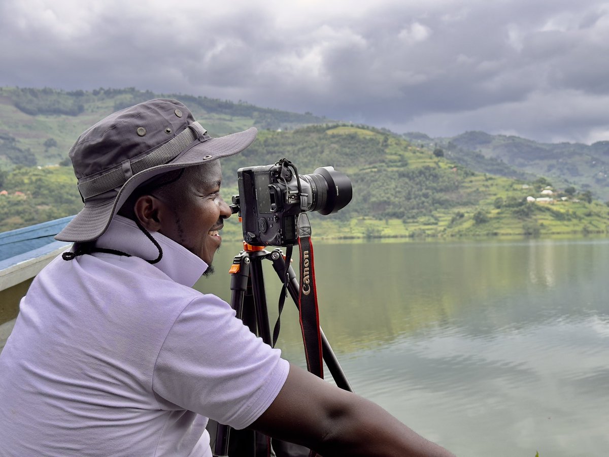 conradgoodmanK's tweet photo. In my element
Lake Mulehe
📍 Kisoro
#chapART https://t.co/NnGVrHa9Xn