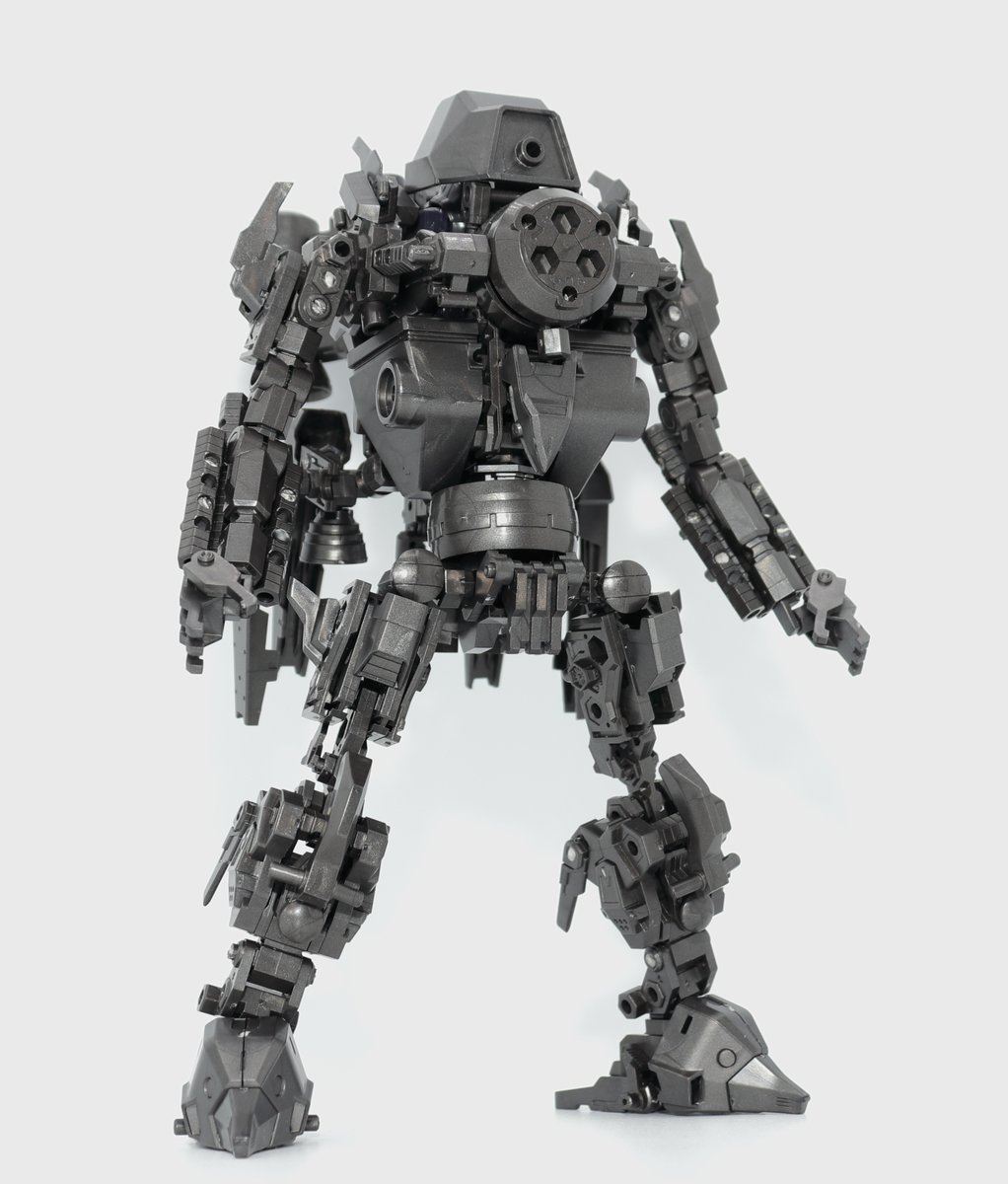 404NotFound_hex's tweet photo. #ヘキサギア
ブースターパックマンMark2を再構築してVer1.5を作成

前作はとにかく形にすることを目指していましたがVer1.5はパーツ構成を把握した状態での作成なので不満点を如何に解���するかを目指した作品です。

続く https://t.co/2X7f8zAEx2