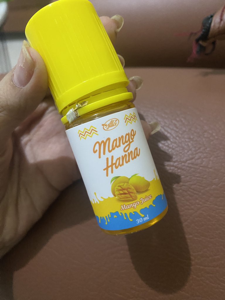 Yuriiandthebear's tweet photo. Wts liquid hanna bisa shopee yh https://t.co/c7CPcFAzt1