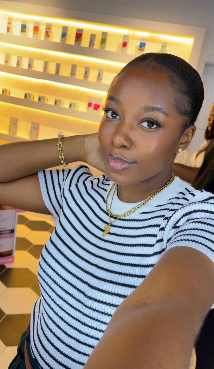 blaire_jay tweet media