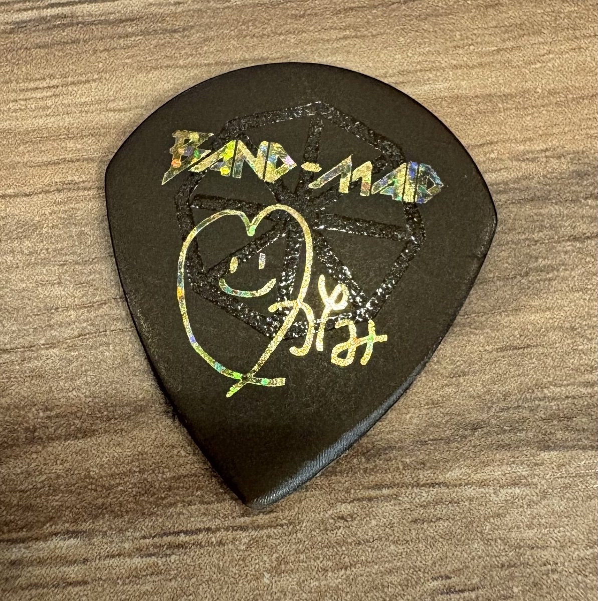 caio23113's tweet photo. ゲットしちゃった！
#bandmaid https://t.co/db4NKruzRu