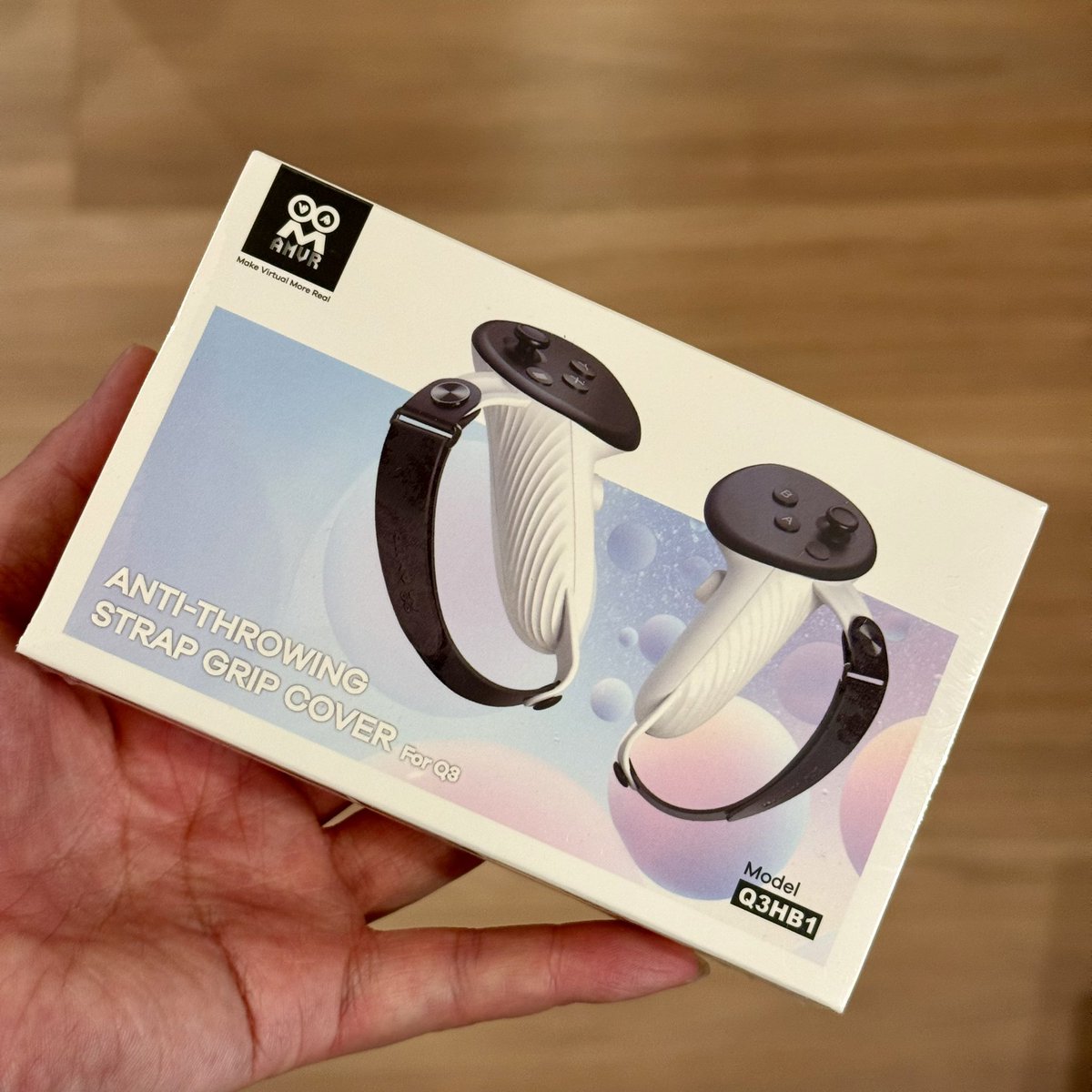 Quest3用 投げ飛ばし防止ストラップ付きグリップカバーの新しいのが届いた